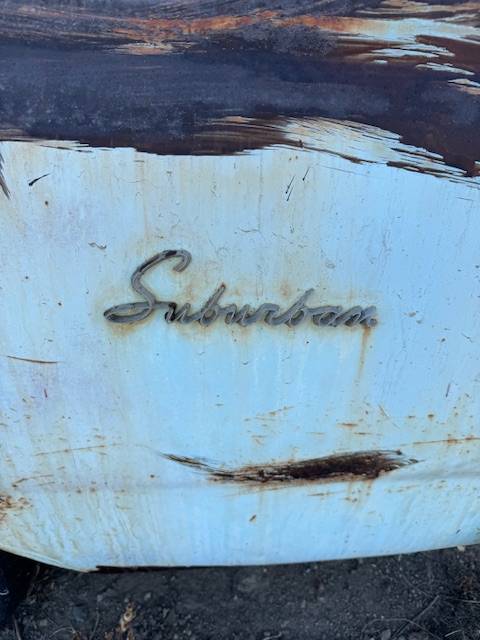 Plymouth-suburban-1956-blue-7