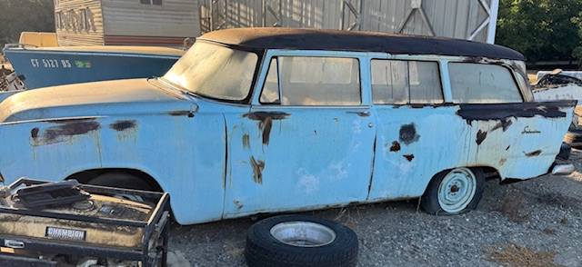 Plymouth-suburban-1956-blue-8