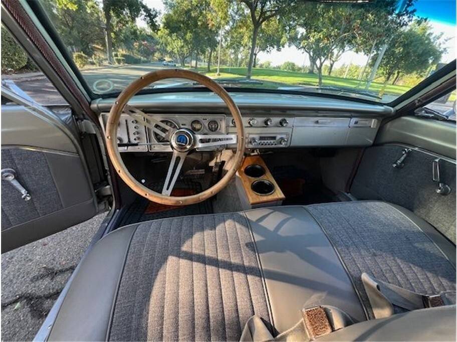 Plymouth-valiant-1964-12