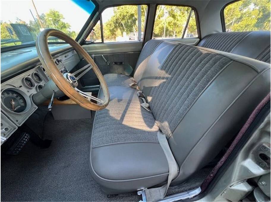Plymouth-valiant-1964-16