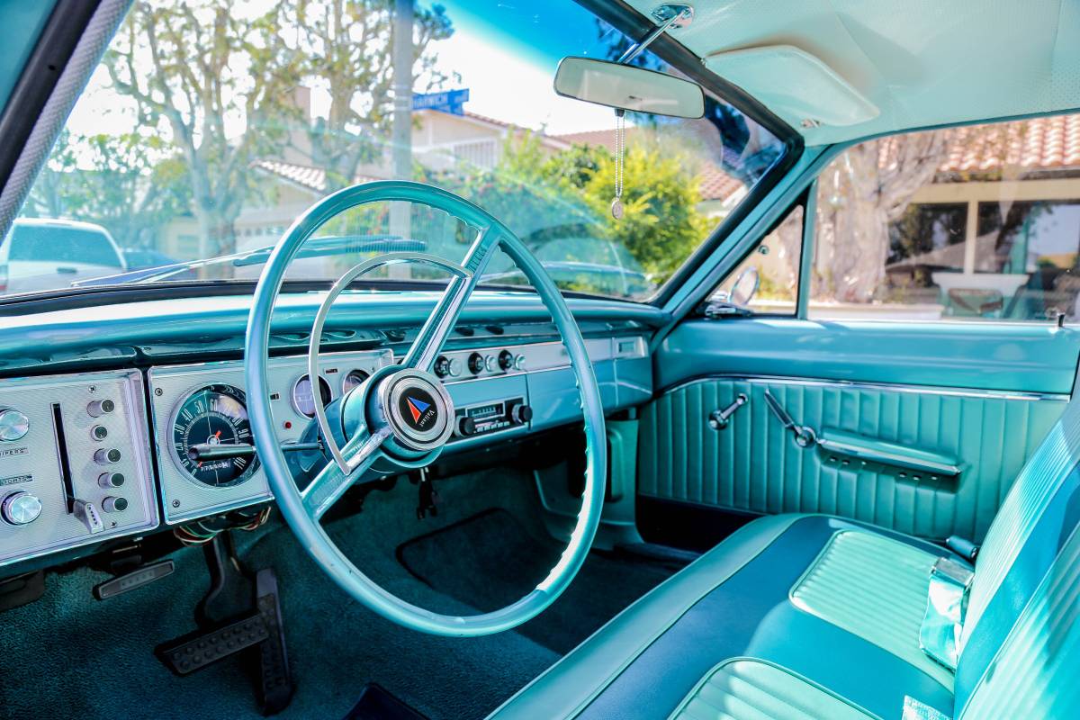 Plymouth-valiant-1964-blue-17