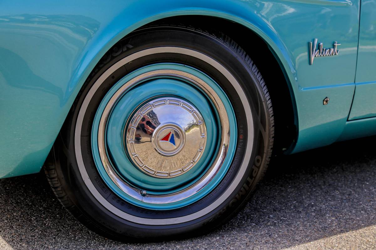 Plymouth-valiant-1964-blue-20