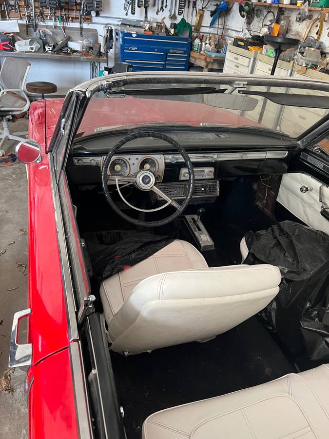 Plymouth-valiant-1965-red-2