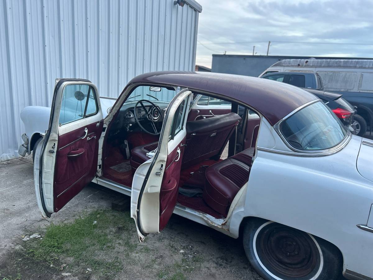 Pontiac-1954-white-6