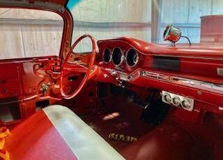 Pontiac-1959-red