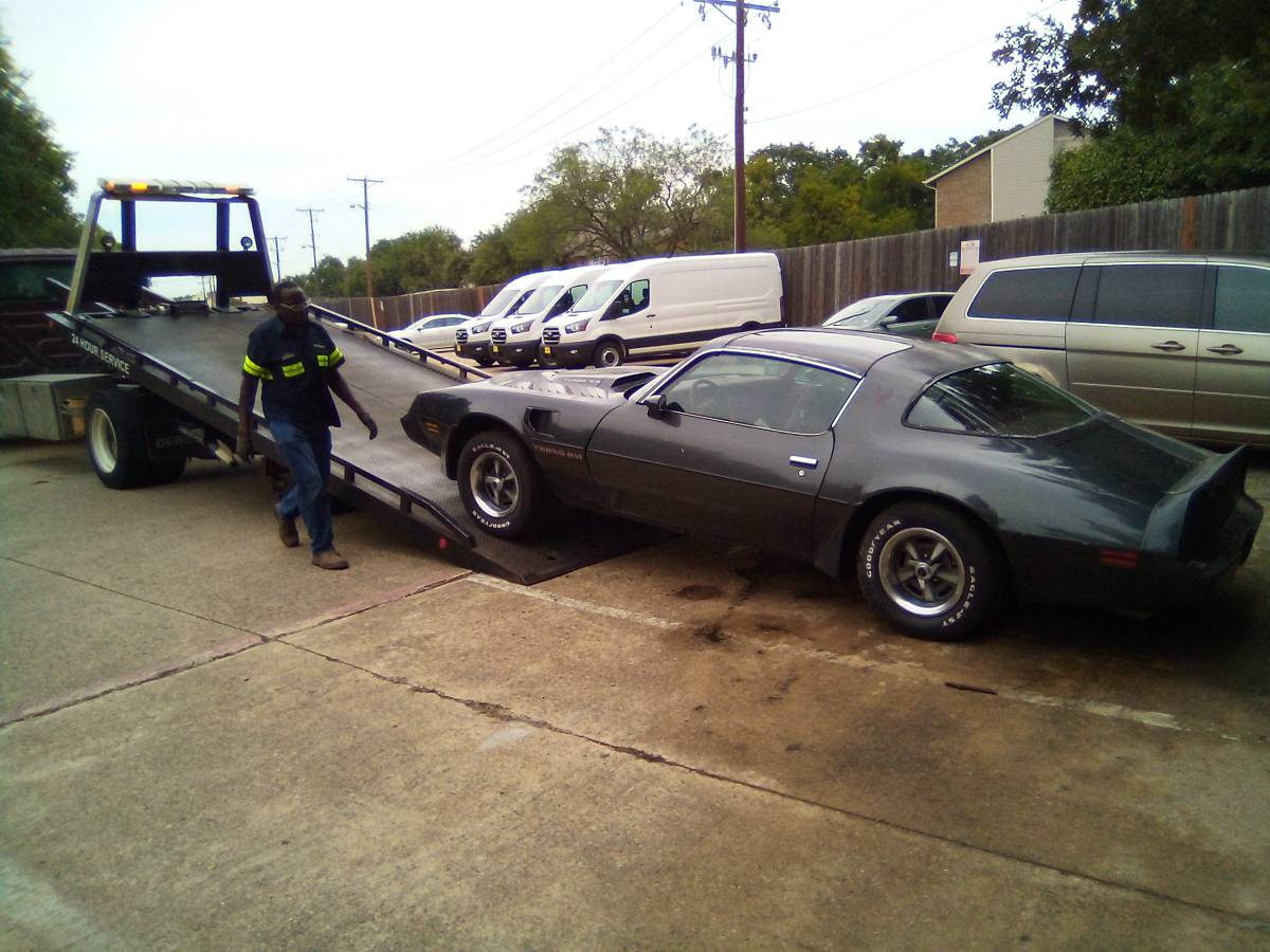 Pontiac-1980-grey-42