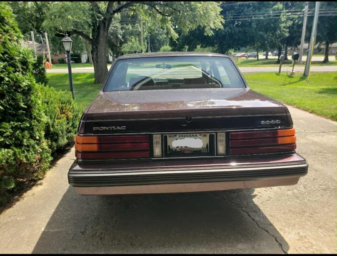 Pontiac-6000-1987-Sedan-2