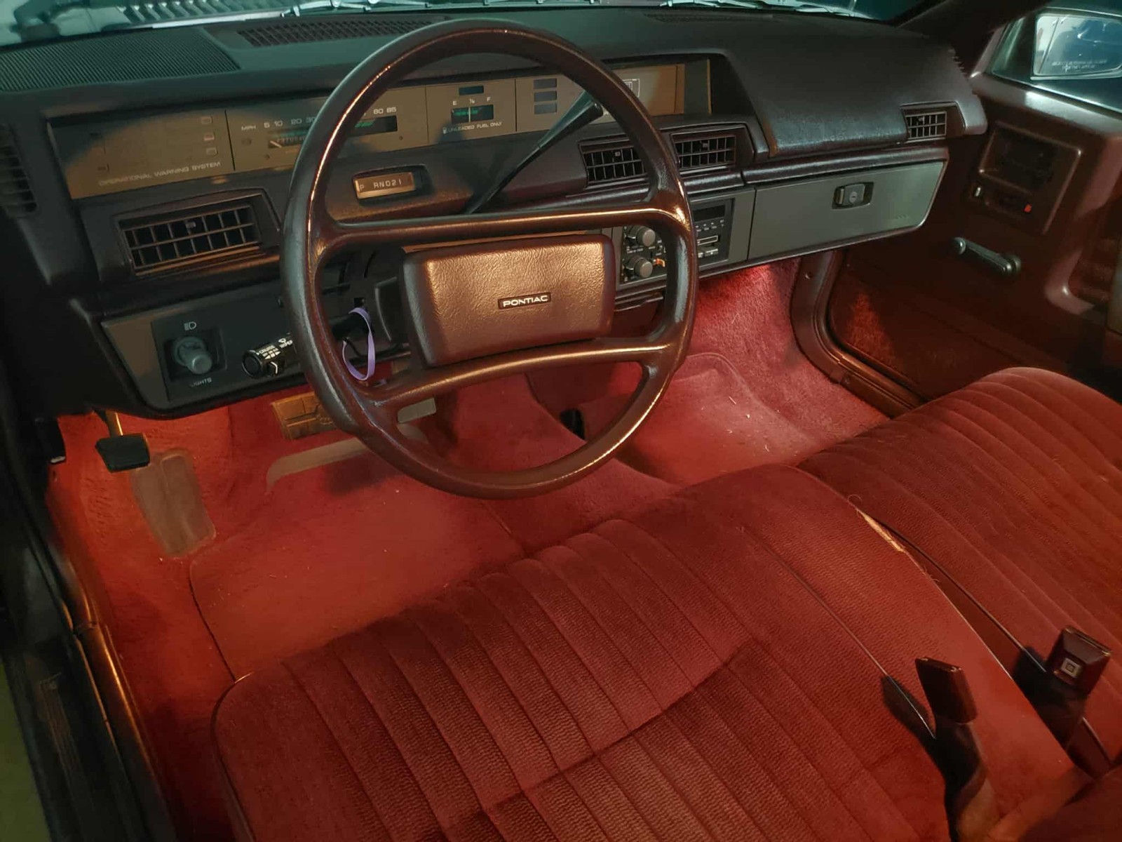 Pontiac-6000-1987-Sedan-4
