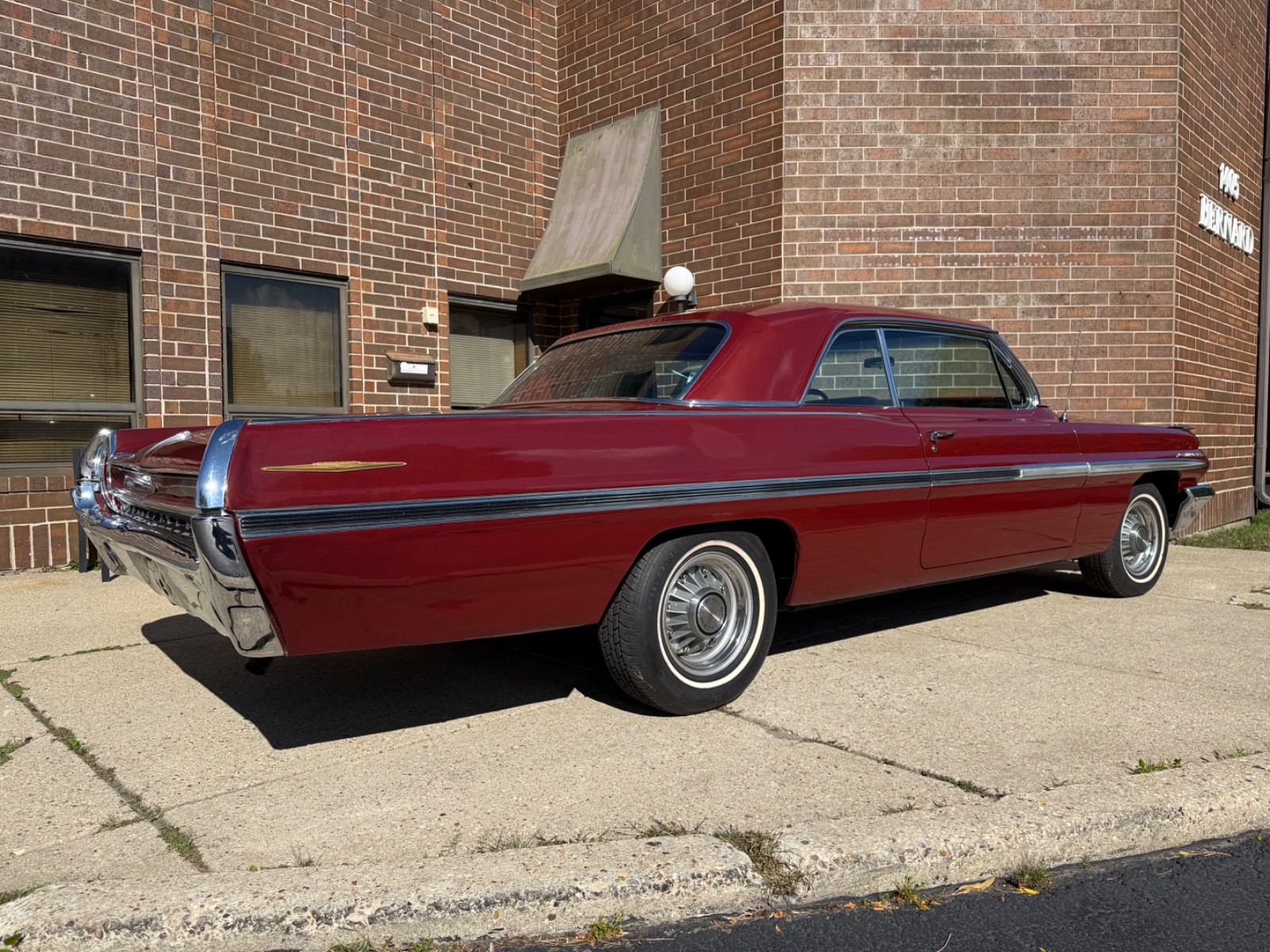 Pontiac-Bonneville-1962-Coupe-10