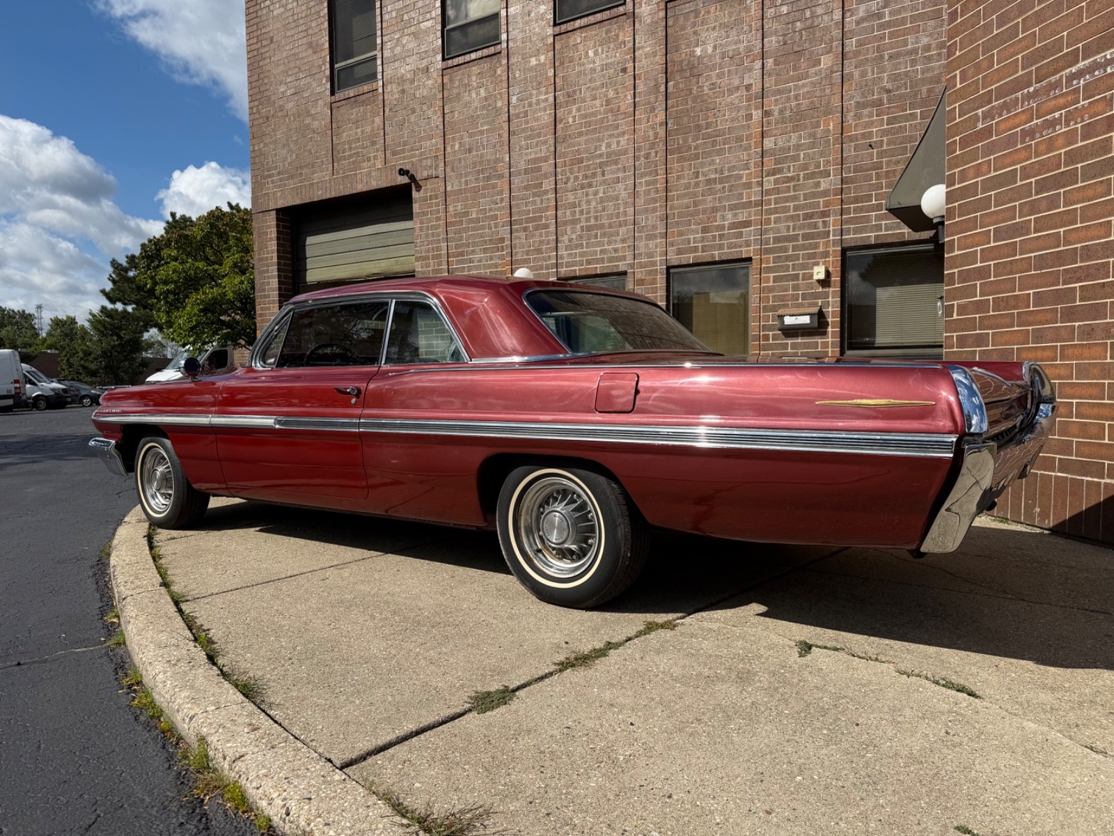 Pontiac-Bonneville-1962-Coupe-3