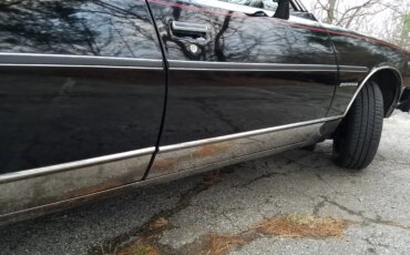 Pontiac-Bonneville-1979-Black-Red-20