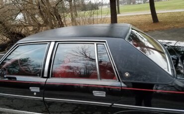 Pontiac-Bonneville-1979-Black-Red-34