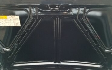 Pontiac-Bonneville-1979-Black-Red-4