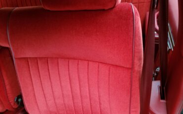 Pontiac-Bonneville-1979-Black-Red-55