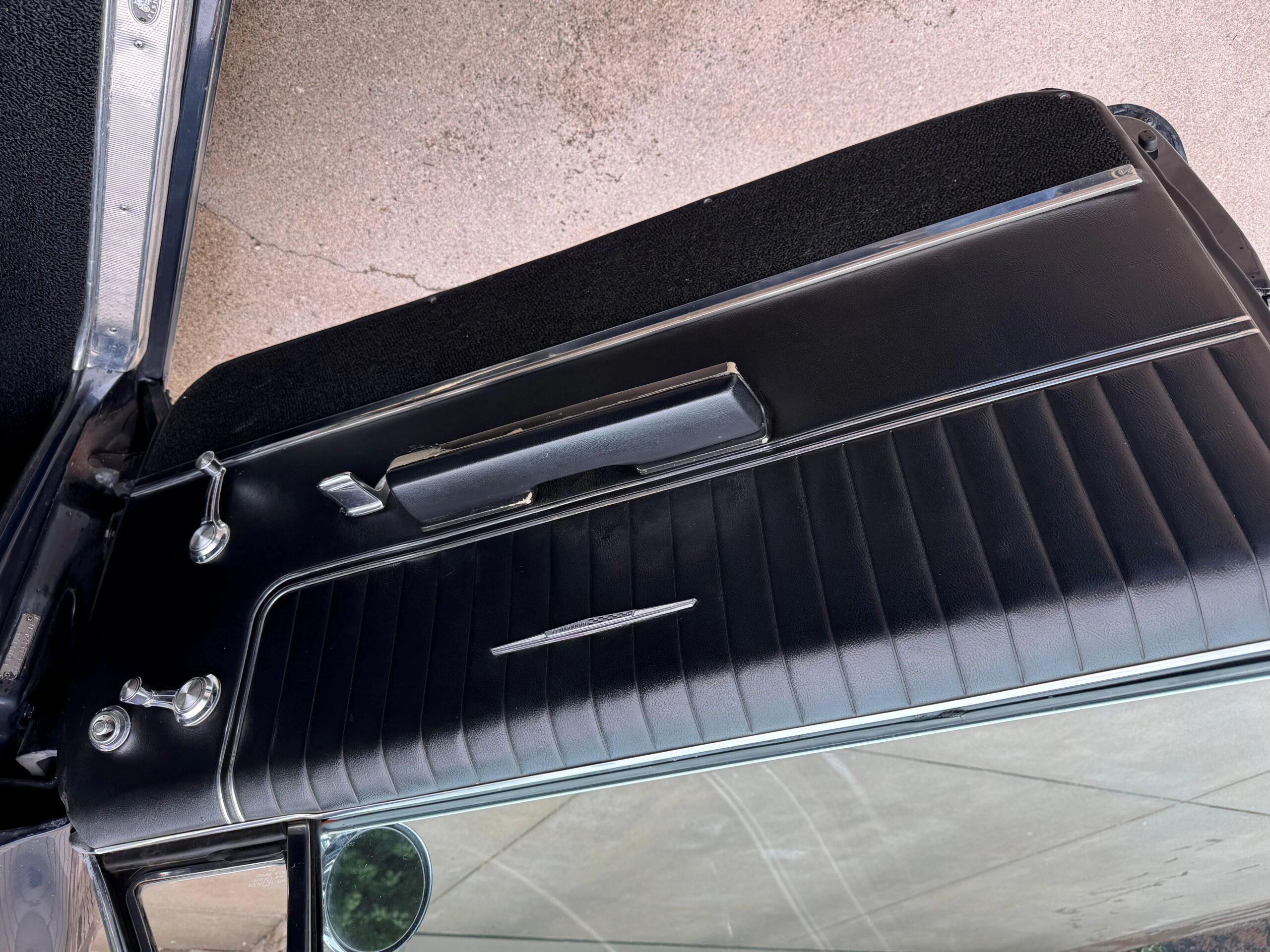 Pontiac-Bonneville-convertible-1966-Charcoal-Black-14