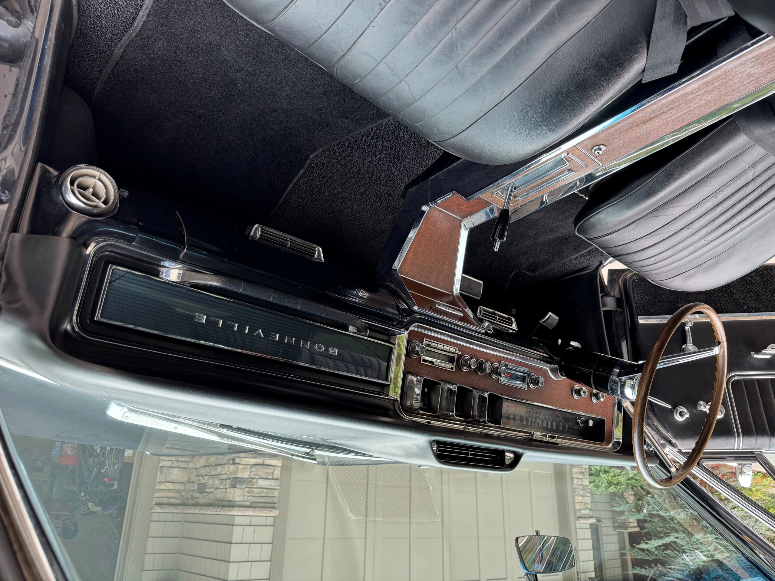 Pontiac-Bonneville-convertible-1966-Charcoal-Black-16