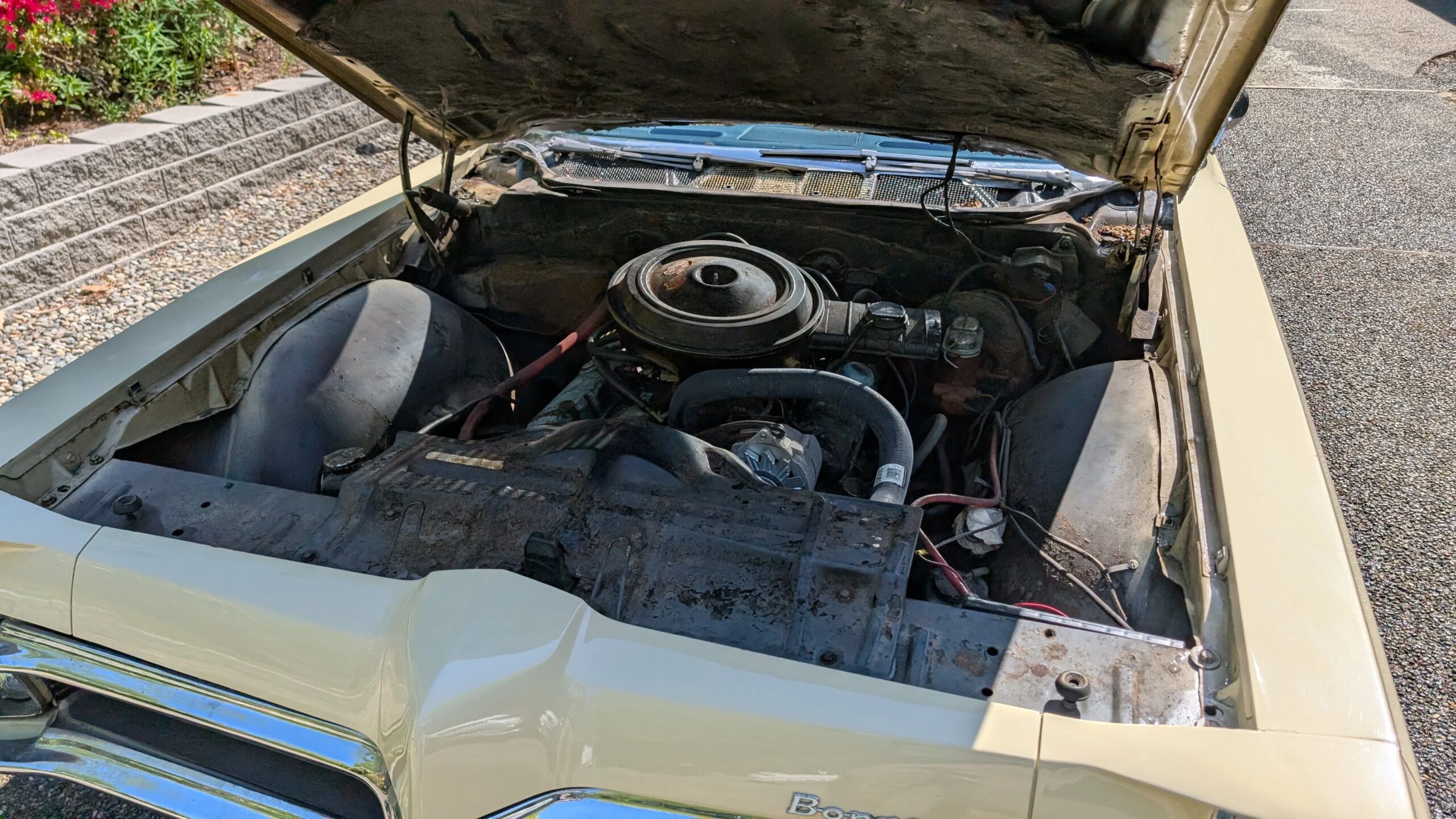 Pontiac-Bonneville-convertible-1967-Beige-Beige-11