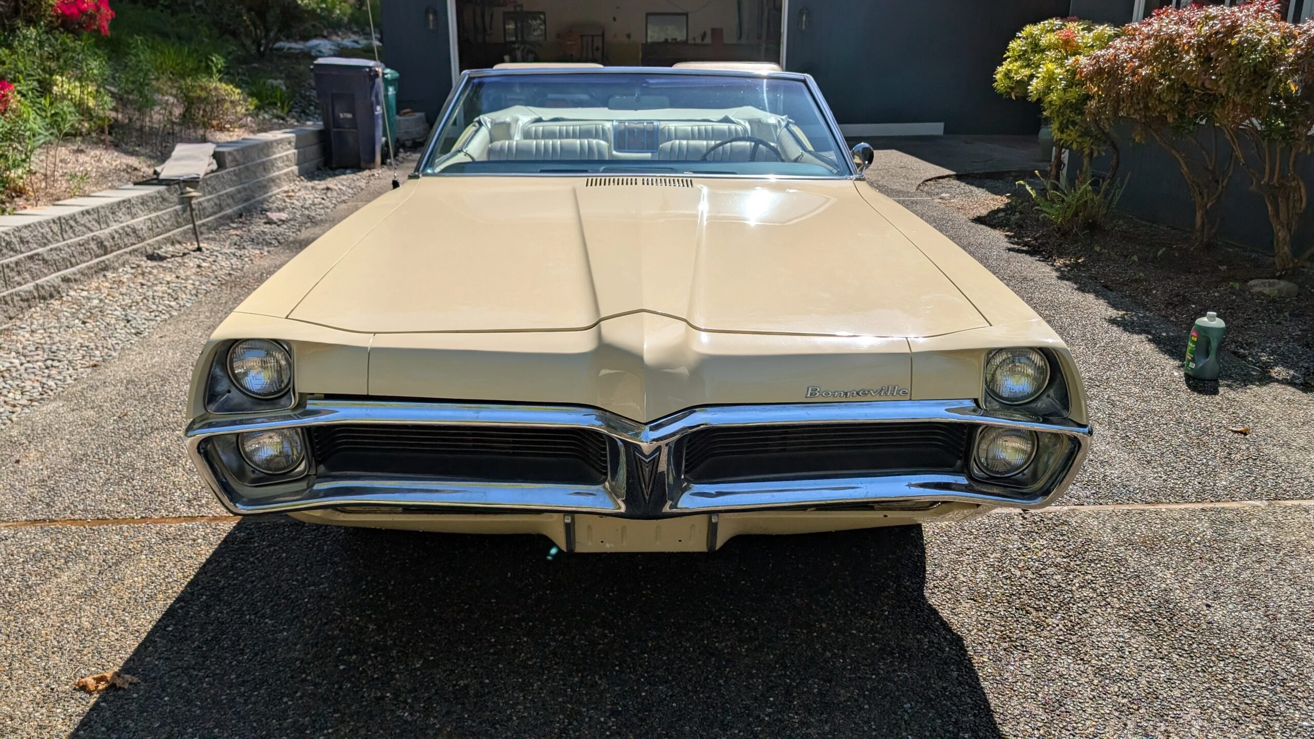 Pontiac-Bonneville-convertible-1967-Beige-Beige-4