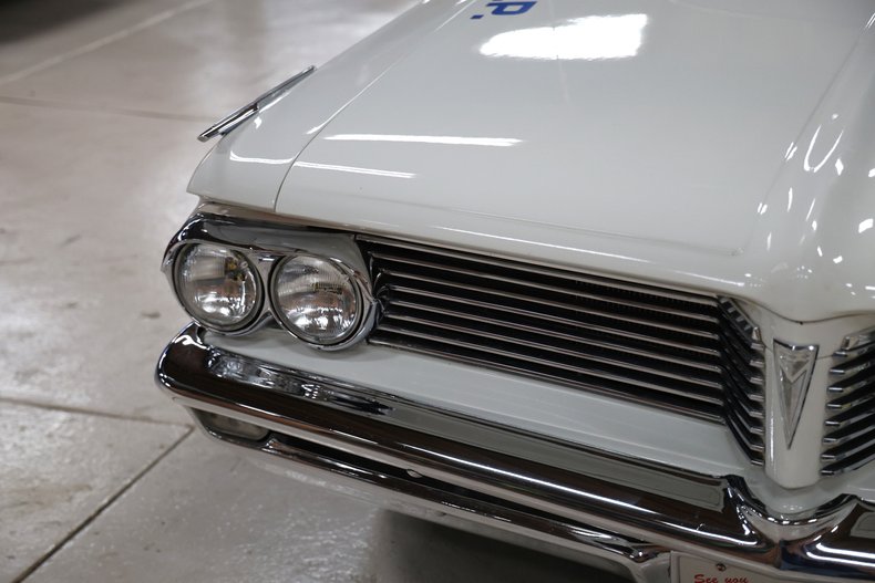 Pontiac-Catalina-1962-White-Blue-12