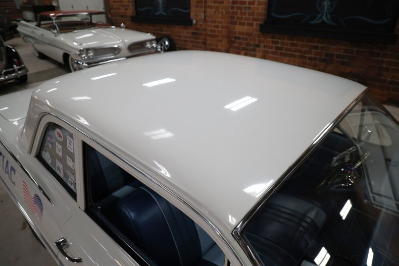 Pontiac-Catalina-1962-White-Blue-32