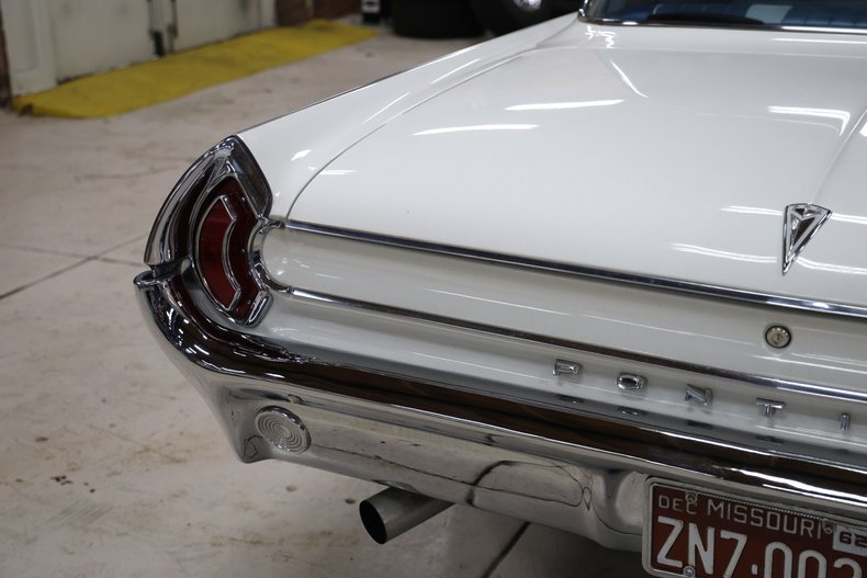 Pontiac-Catalina-1962-White-Blue-49