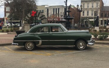 Pontiac-Chieftain-1950-Green-Tan-11