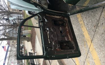 Pontiac-Chieftain-1950-Green-Tan-27