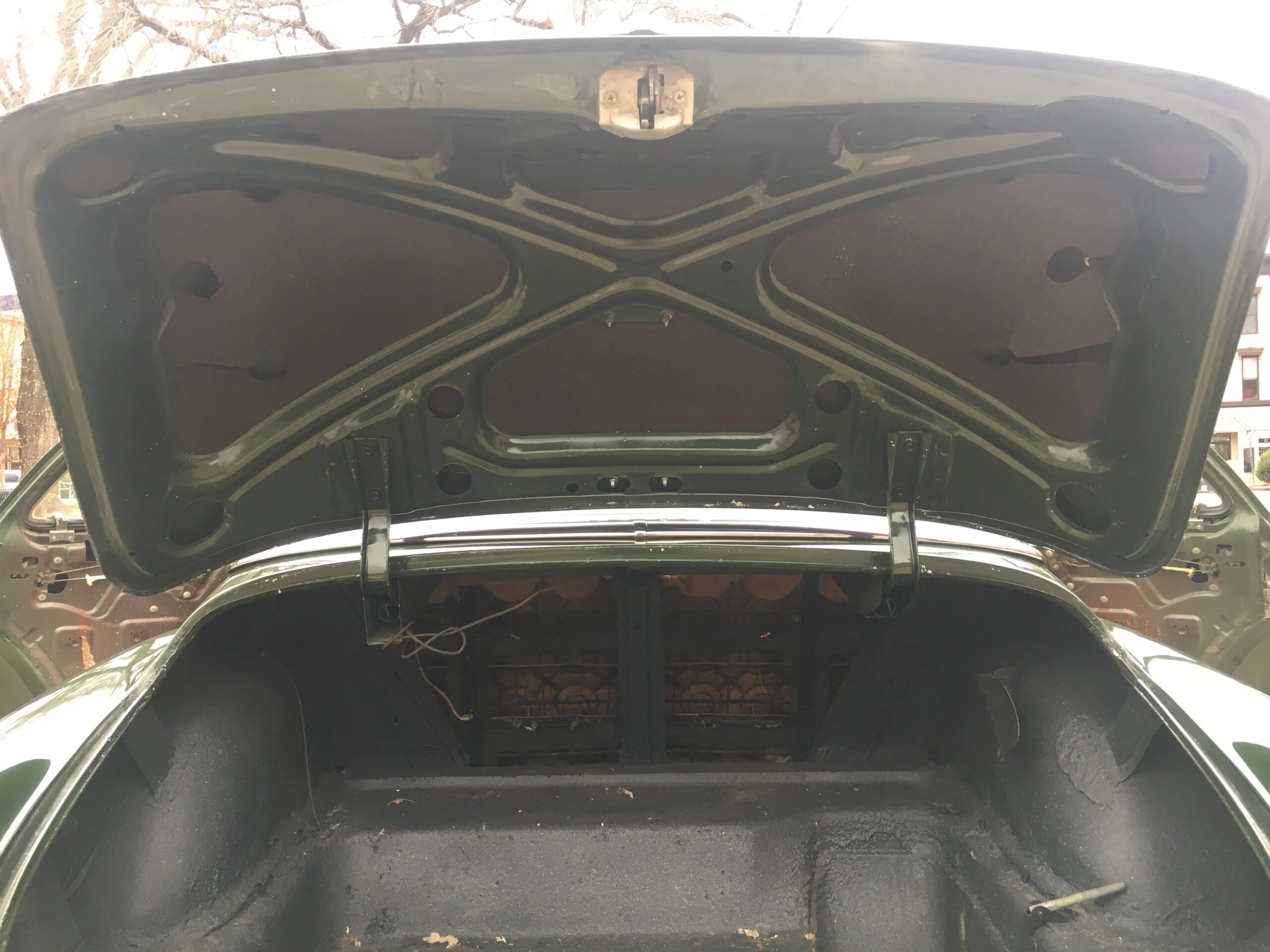 Pontiac-Chieftain-1950-Green-Tan-29