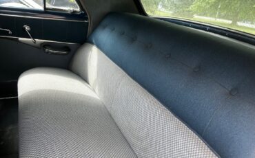 Pontiac-Chieftain-1952-Sedan-20