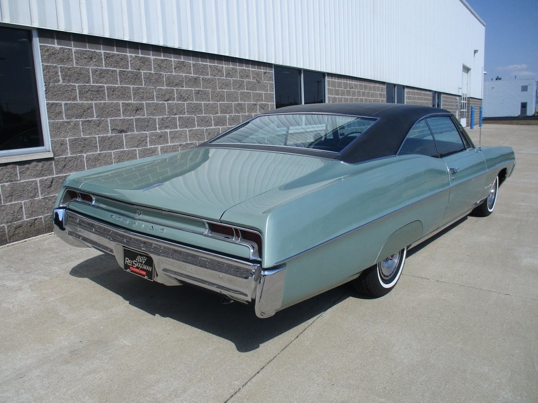 Pontiac-Executive-Coupe-1967-13
