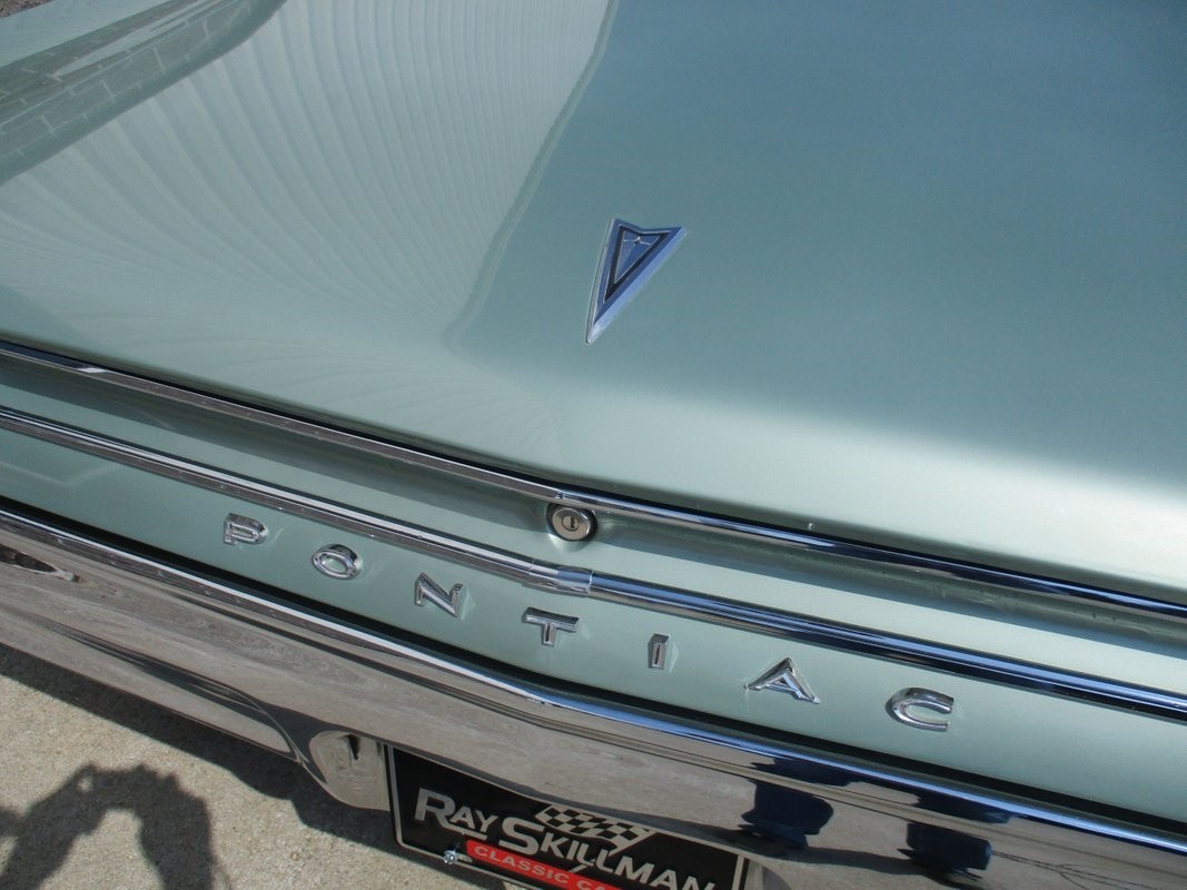 Pontiac-Executive-Coupe-1967-16