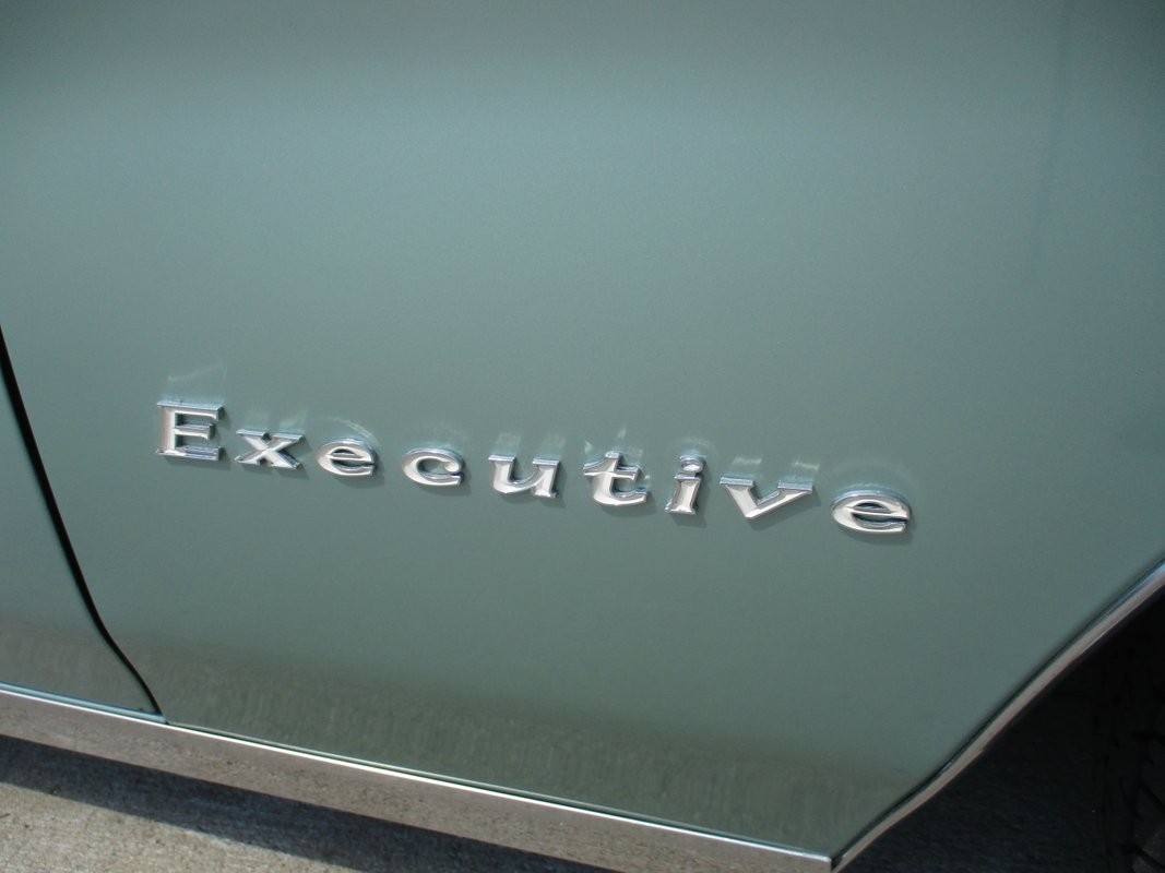 Pontiac-Executive-Coupe-1967-20