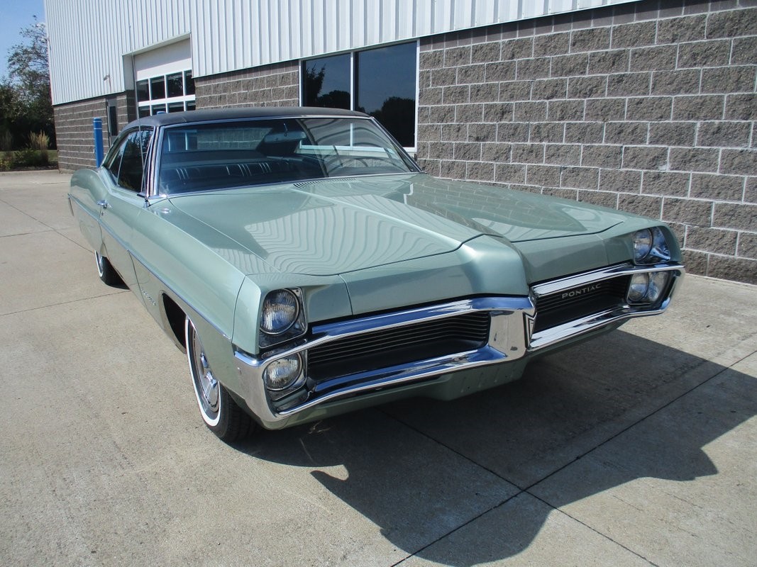 Pontiac-Executive-Coupe-1967-3