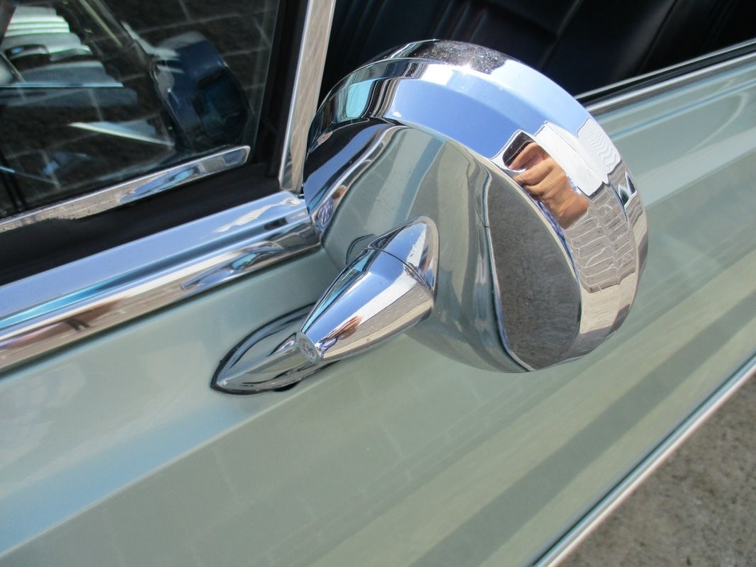 Pontiac-Executive-Coupe-1967-38