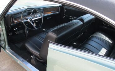 Pontiac-Executive-Coupe-1967-39