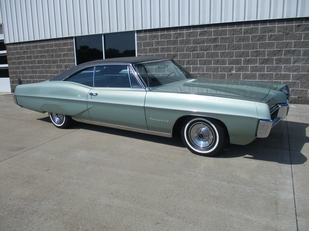 Pontiac Executive Coupe 1967 --