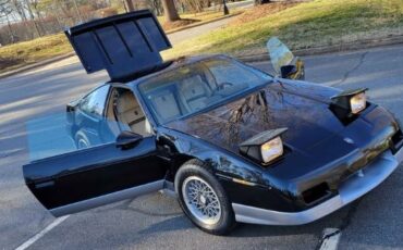 Pontiac-Fiero-1986-Black-Tan-14
