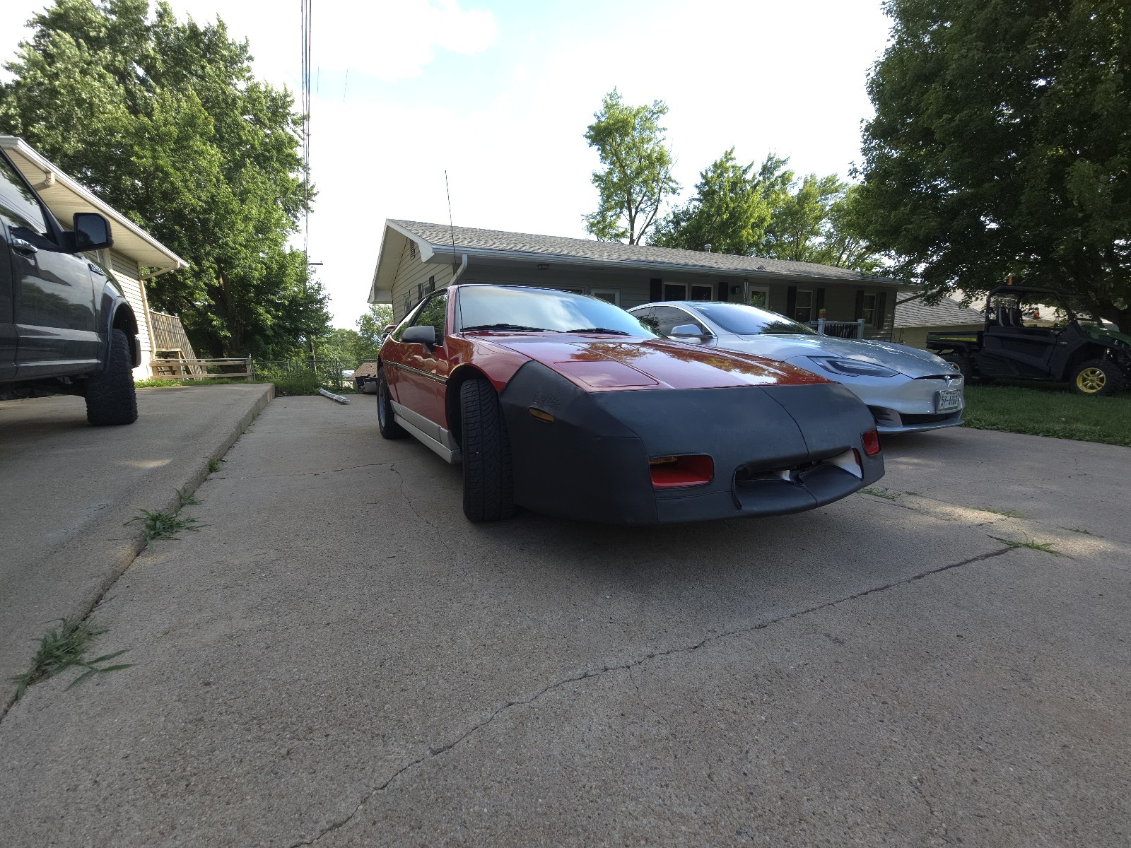 Pontiac-Fiero-1986-Coupe-10