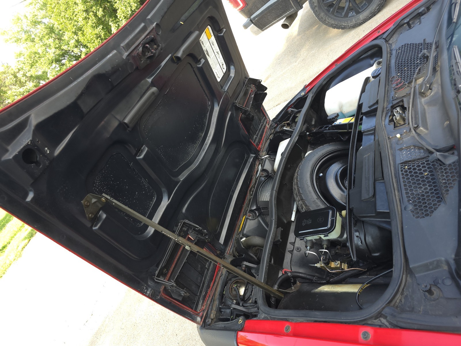 Pontiac-Fiero-1986-Coupe-21