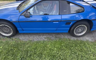 Pontiac-Fiero-1987-Coupe