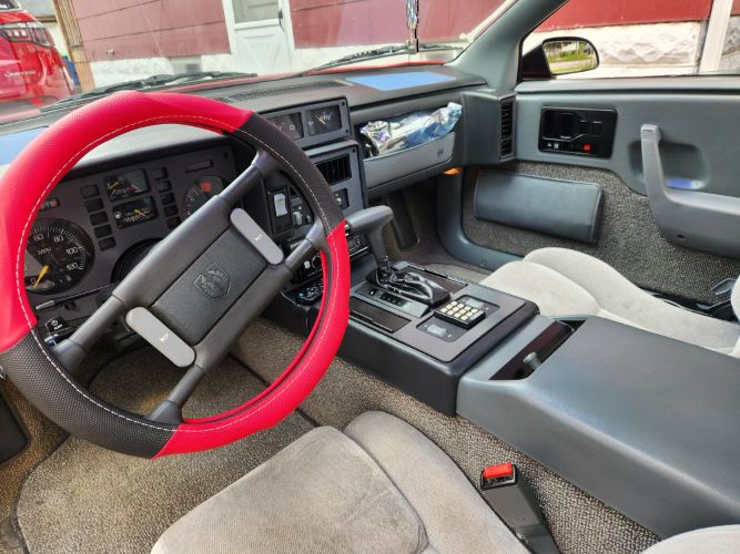 Pontiac-Fiero-1988-Red-1
