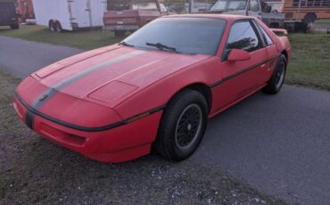 Pontiac-Fiero-1988-Red-10