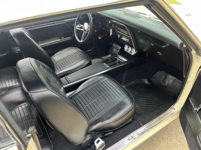 Pontiac-Firebird-1967-White-Black-12