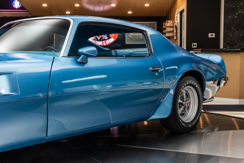 Pontiac-Firebird-1970-Lucerne-Blue-28