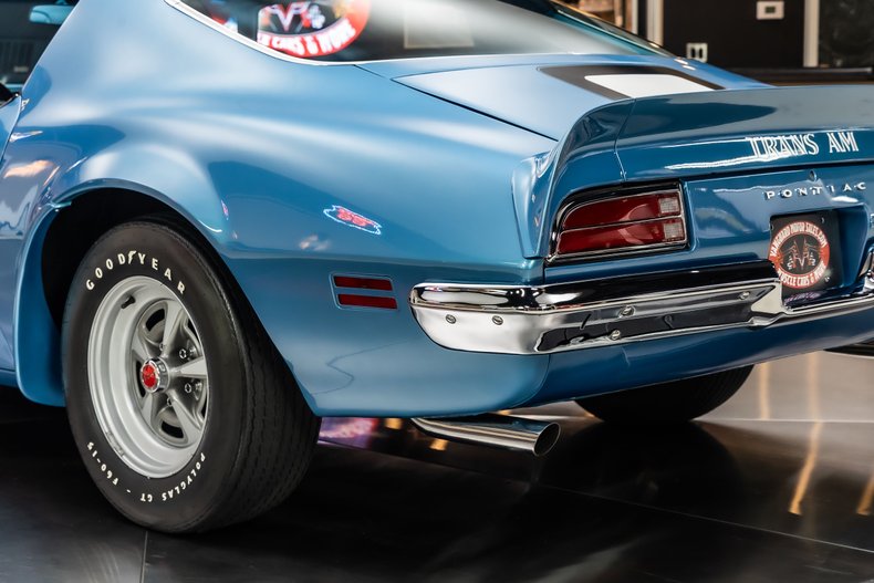 Pontiac-Firebird-1970-Lucerne-Blue-32