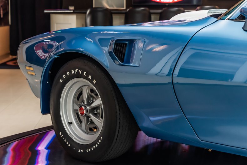 Pontiac-Firebird-1970-Lucerne-Blue-34