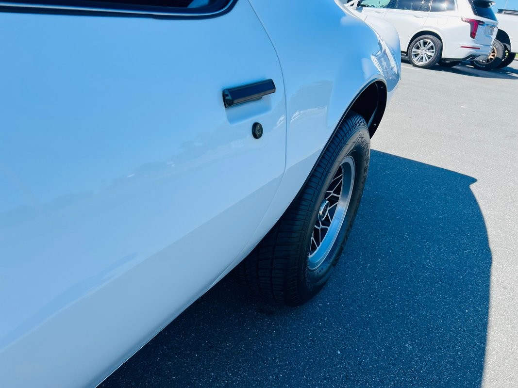 Pontiac-Firebird-1977-Coupe-36