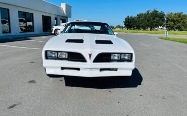 Pontiac-Firebird-1977-Coupe-8