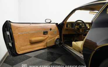 Pontiac-Firebird-1979-Starlight-Black-Camel-34