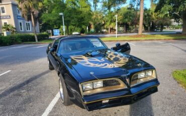 Pontiac-Firebird-1980-Coupe-1